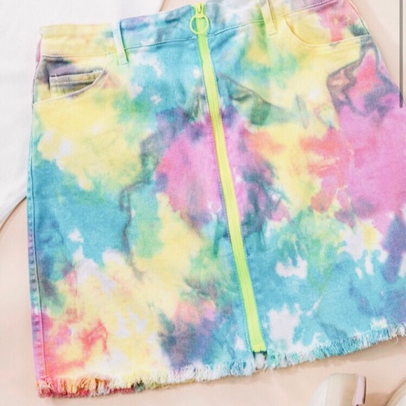 NWT Love Tree Tie Dye Skirt - Picture 10 of 10